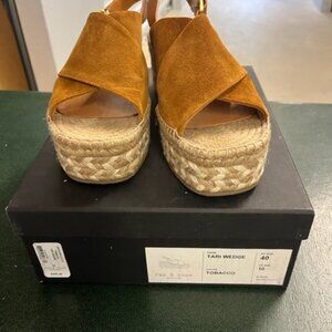 Rag and Bone Tari Wedge, Tabacco Color, size10